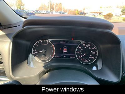 2023 Nissan Rogue SL - Photo 18