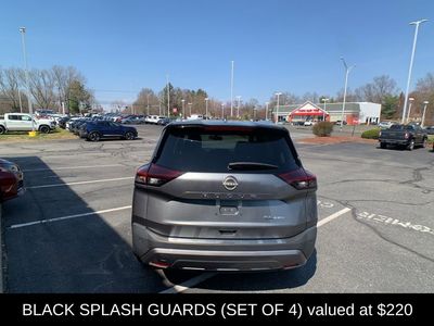 2023 Nissan Rogue SL - Photo 6