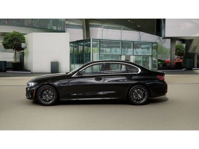 2026 BMW 3 Series - Photo 4