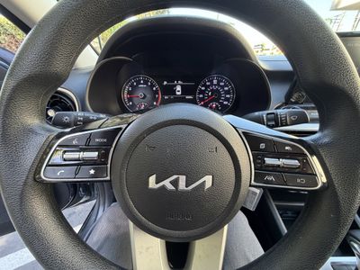 2023 Kia Forte - Photo 22