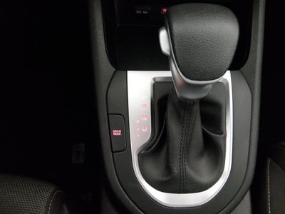 2023 Kia Forte - Photo 16