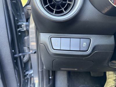 2023 Kia Forte - Photo 23