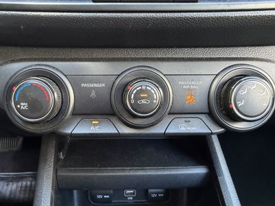 2023 Kia Forte - Photo 18