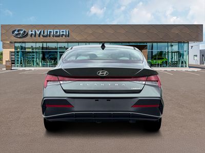 2026 Hyundai Elantra - Photo 25