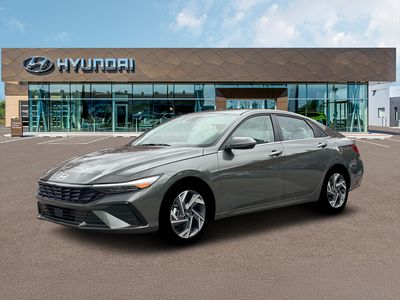 2026 Hyundai Elantra - Photo 2