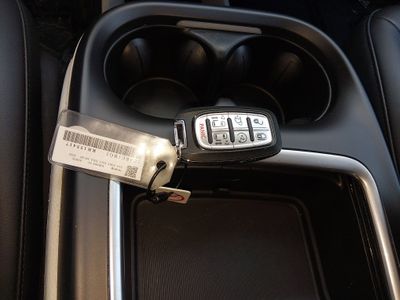 2024 Chrysler Pacifica — photo 15 view