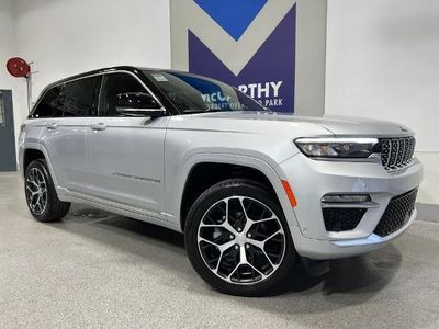 2024 Jeep Grand Cherokee — side profile view