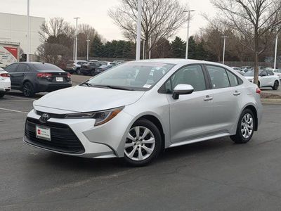 2025 Toyota Corolla - Photo 2