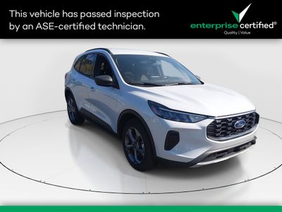 2025 Ford Escape ST-Line FWD — front three-quarter view
