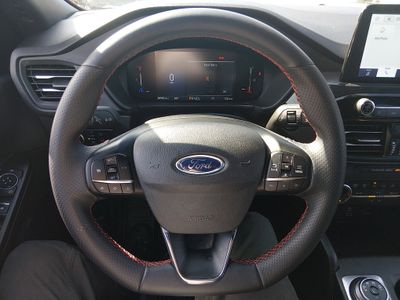 2025 Ford Escape — photo 12 view