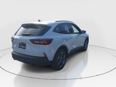 2025 Ford Escape — photo 7 view