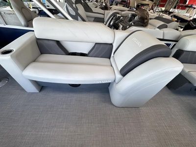 2026 Sylvan MIRAGE 8520 PARTY FISH — photo 24 view