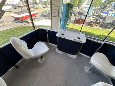 2026 Sylvan MIRAGE 8520 PARTY FISH — photo 42 view