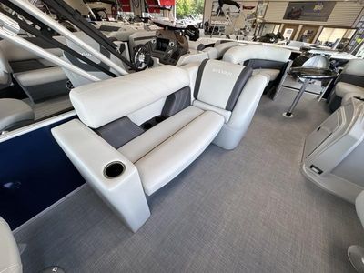 2026 Sylvan MIRAGE 8520 PARTY FISH — photo 26 view