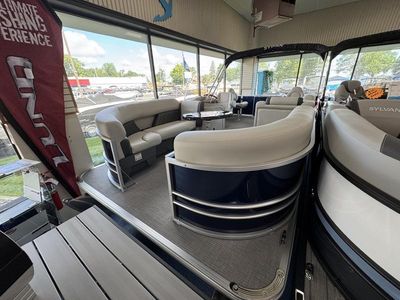 2026 Sylvan MIRAGE 8520 PARTY FISH — interior view