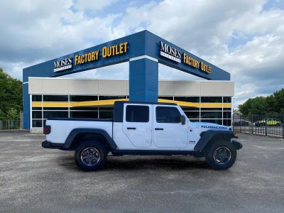 2023 Jeep Gladiator — rear three-quarter view