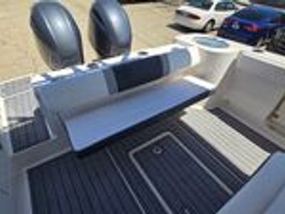 2020 Robalo 272 CC - Photo 11
