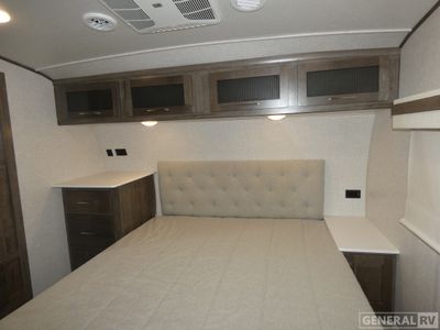 2023 Forest River Rockwood Signature — photo 8 view