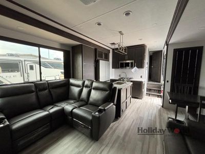 2025 Keystone Fuzion - Photo 5