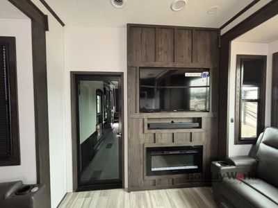 2025 Keystone Fuzion - Photo 9
