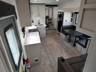 2026 Jayco SUNDANCE XLT - Photo 2