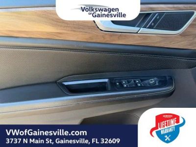 2024 Volkswagen Atlas — photo 18 view