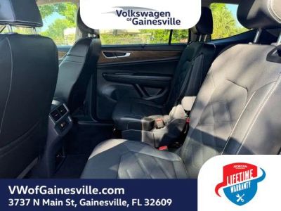 2024 Volkswagen Atlas — photo 12 view