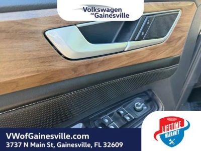 2024 Volkswagen Atlas — photo 19 view