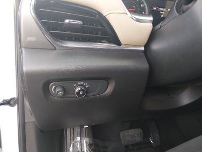 2023 Chevrolet Traverse — photo 13 view