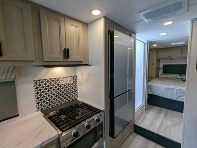 2025 Forest River Sunseeker LE - Photo 4