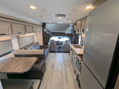 2025 Forest River Sunseeker LE - Photo 6