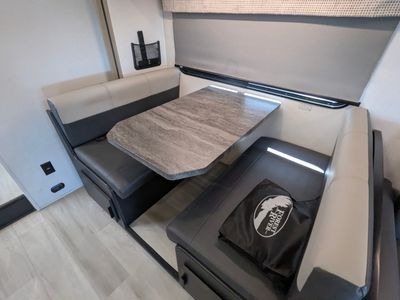 2025 Forest River Sunseeker LE - Photo 19