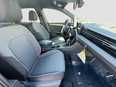 2026 Volkswagen Jetta - Photo 22