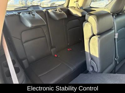2025 Nissan Pathfinder SL - Photo 17