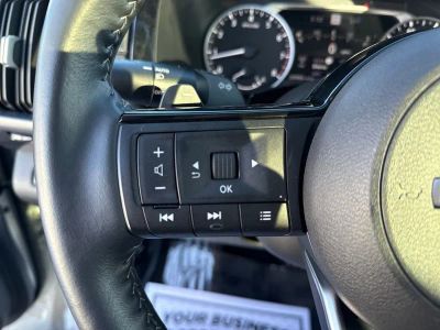 2025 Nissan Pathfinder SL - Photo 29