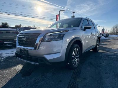 2025 Nissan Pathfinder SL - Photo 5