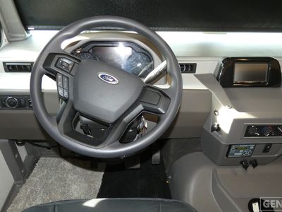 2025 Winnebago Vista - Photo 9