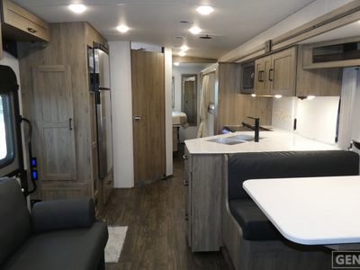 2025 Winnebago Vista - Photo 5