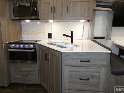 2025 Winnebago Vista - Photo 7