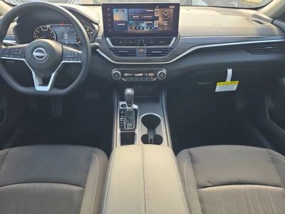 2026 Nissan Altima — photo 14 view