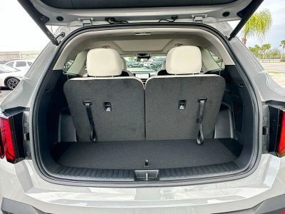 2026 Kia Sorento — photo 27 view