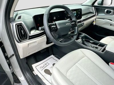 2026 Kia Sorento — photo 9 view