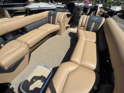 2026 Barletta Lusso L25QCSSA - Photo 11