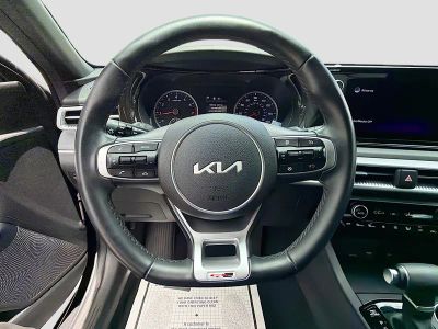 2022 Kia K5 — photo 37 view