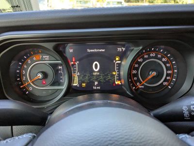 2026 Jeep Wrangler — photo 25 view