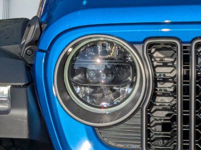 2026 Jeep Wrangler — photo 8 view