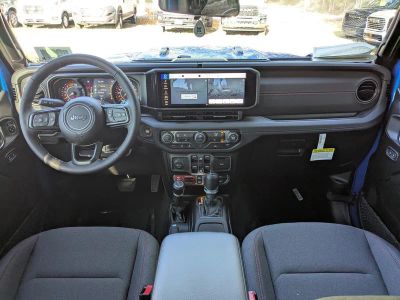 2026 Jeep Wrangler — photo 13 view