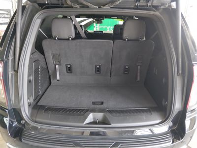 2024 Chevrolet Tahoe - Photo 11