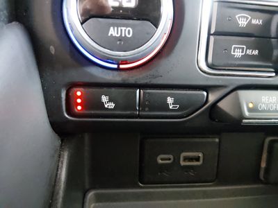 2024 Chevrolet Tahoe - Photo 18