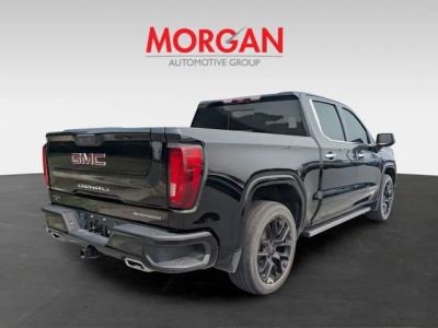 2023 GMC Sierra 1500 — interior view